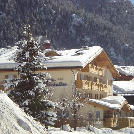 Albergo Fiordaliso Canazei Luaran gambar