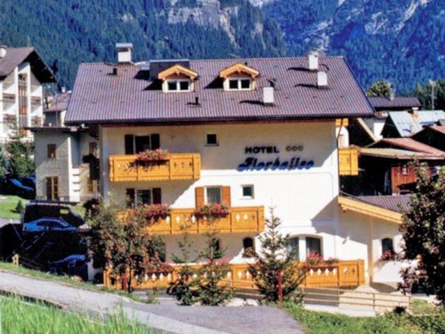 Albergo Fiordaliso Canazei Luaran gambar
