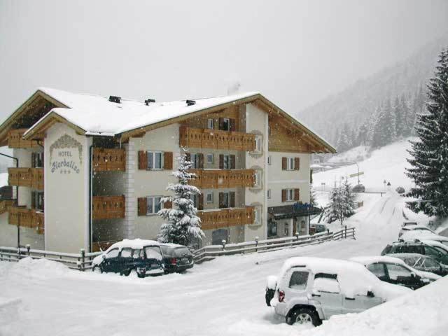 Albergo Fiordaliso Canazei Luaran gambar