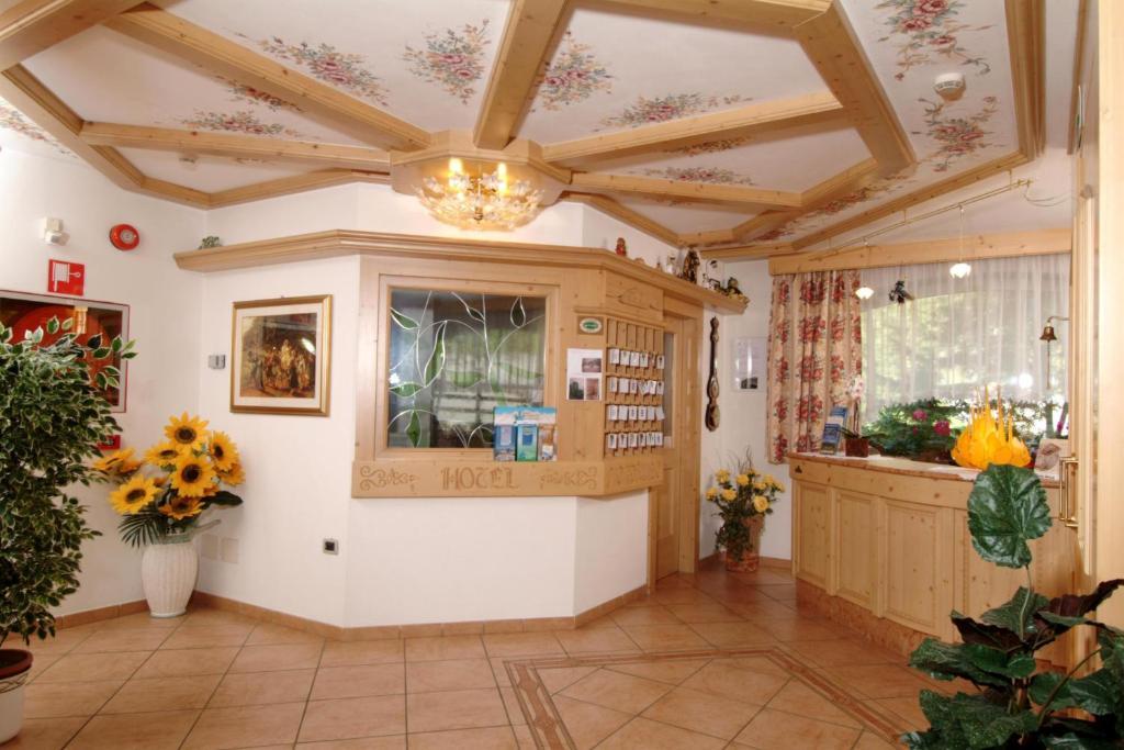 Albergo Fiordaliso Canazei Bilik gambar